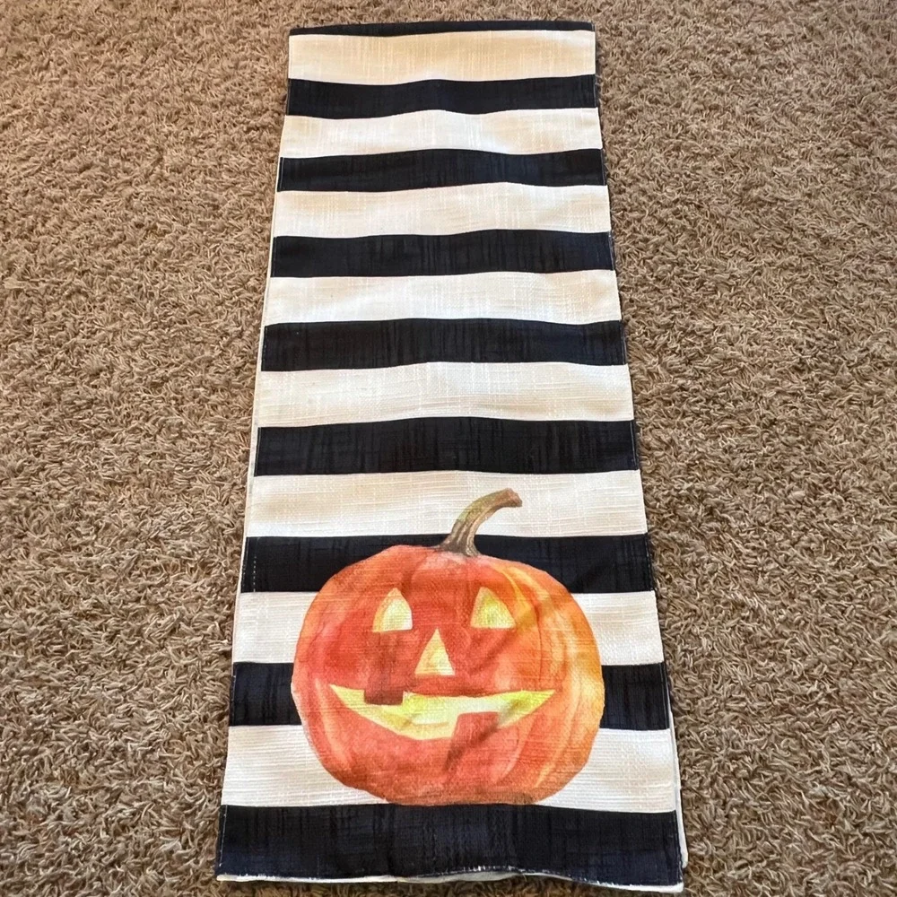 Halloween Pumpkin Jack-O-Lantern Striped Table Runner‎ 14x72 LED Lights